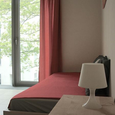 Modern And Cozy Apartment Close To Center Prague Luaran gambar