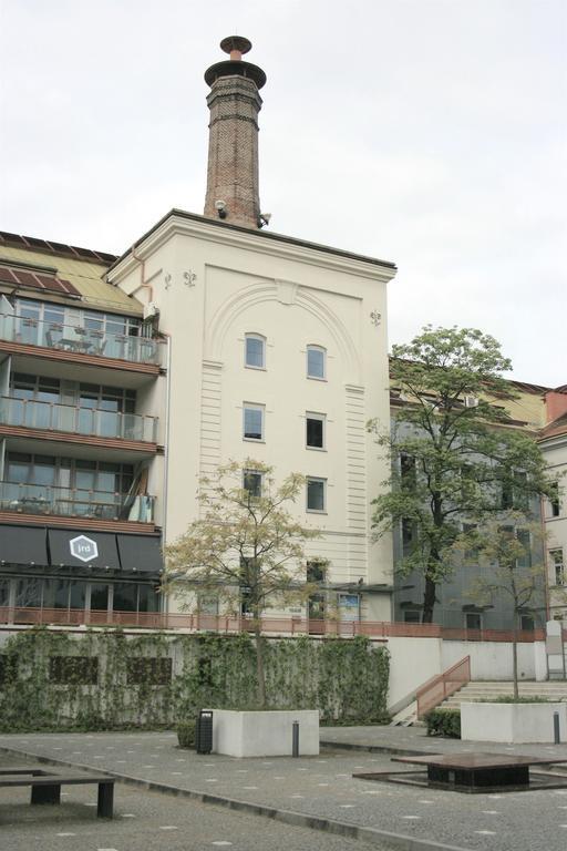 Modern And Cozy Apartment Close To Center Prague Luaran gambar